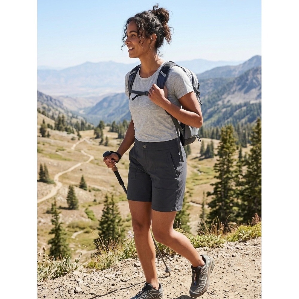 Athleta Trekkie Hike Shorts Womens 2 Black Gray Stretch Nylon 596504 SP17